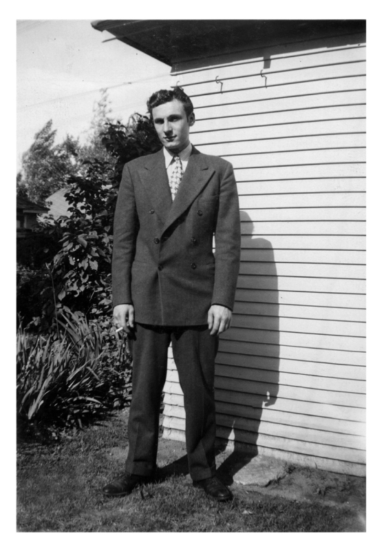 Dad-Aug-3-1945.jpg